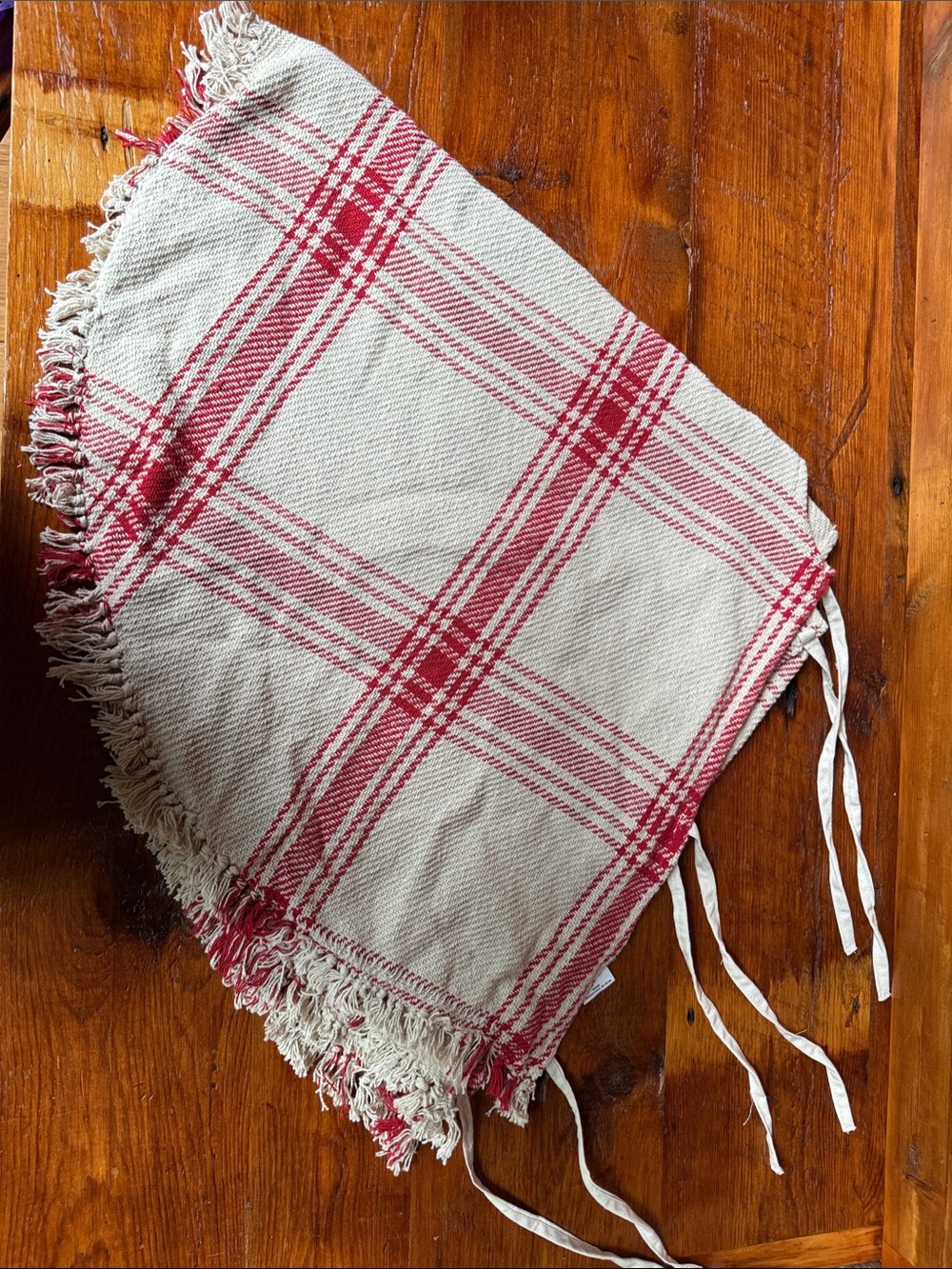 🎄Christmas Tree Skirt Red and Cream Plaid Fringe Edge